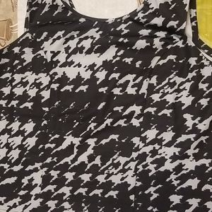 NWOT Women's Swim Top Size 18